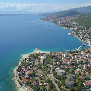 Paviljoni Slaven *** Selce
