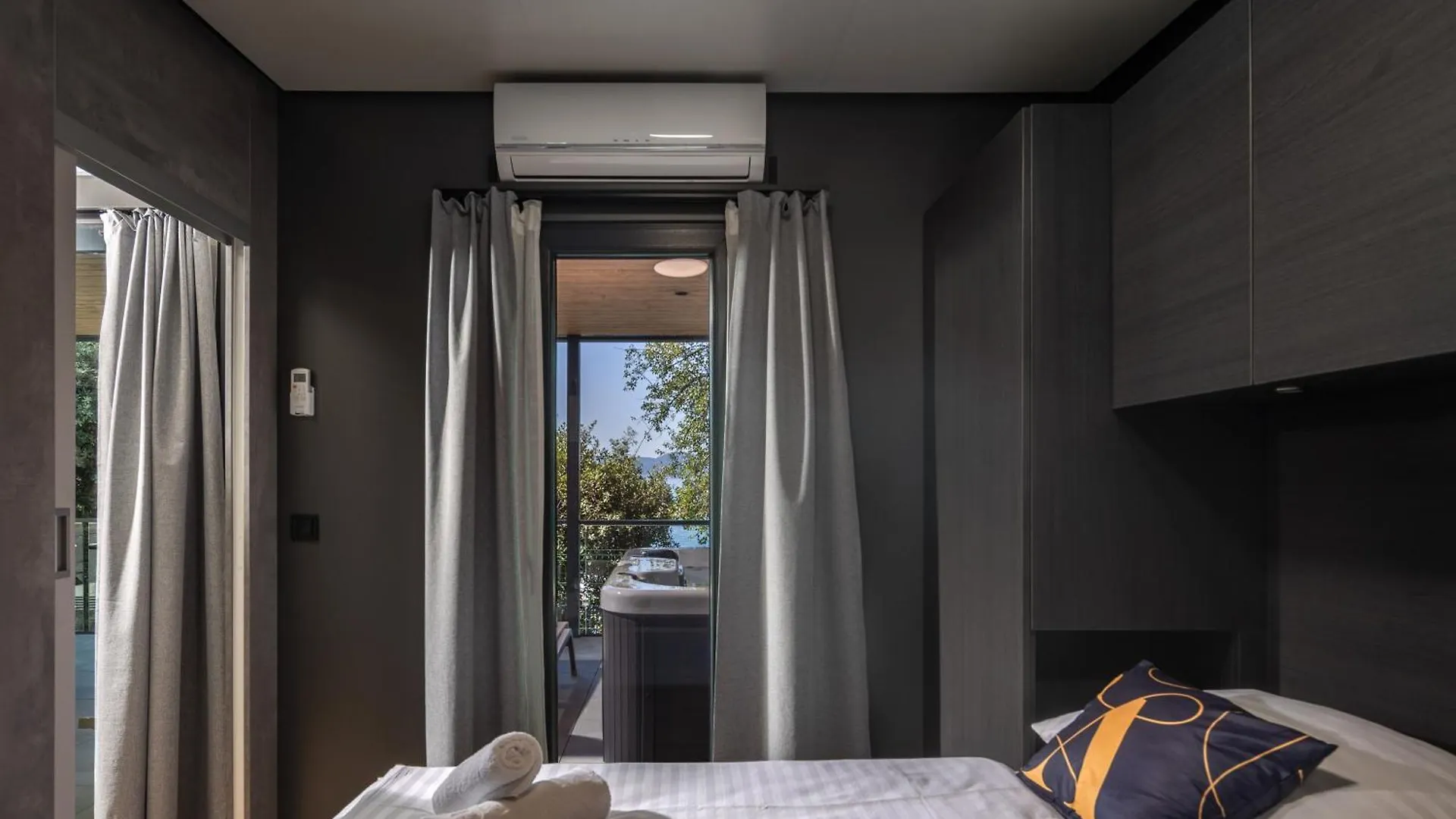 Adrialux Camping Mobile Homes 塞尔瑟 假日公园